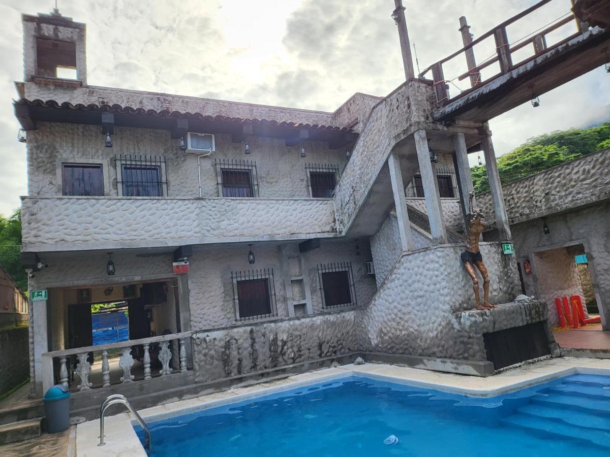 Hostal Casa De Las Gargolas Amapala Exterior photo