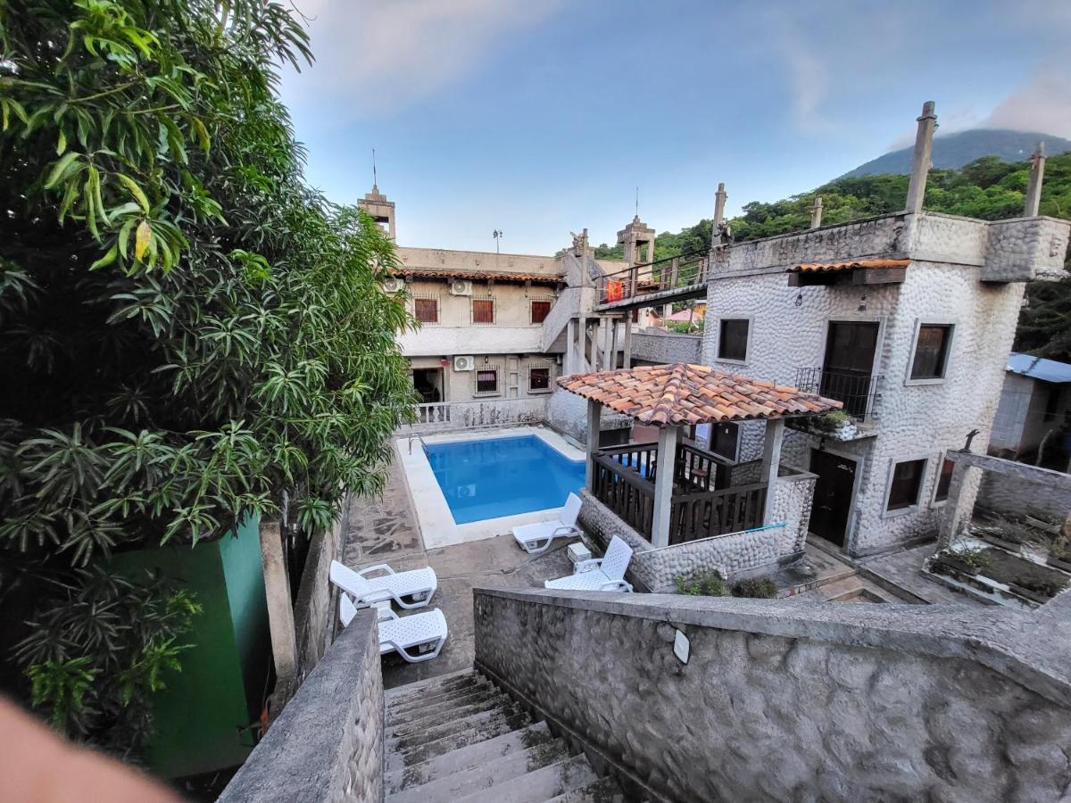 Hostal Casa De Las Gargolas Amapala Exterior photo